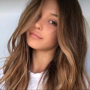 Meet your Posher, Chloe